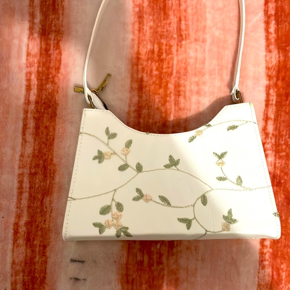 White handbag purse